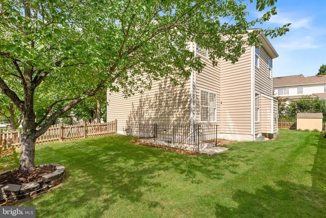 702 MOUNT HOLLY PL NE, Leesburg, VA 20176
