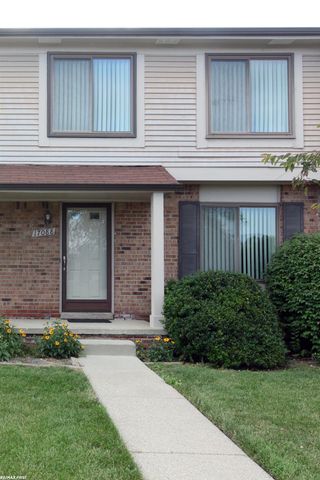 17088 Kingsbrooke Drive, Clinton Township, MI 48038