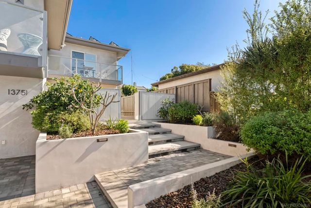 13751 Mercado Drive, Del Mar, CA 92014