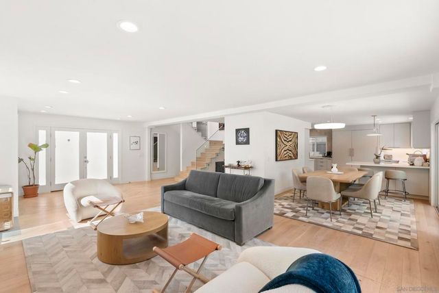 13751 Mercado Drive, Del Mar, CA 92014