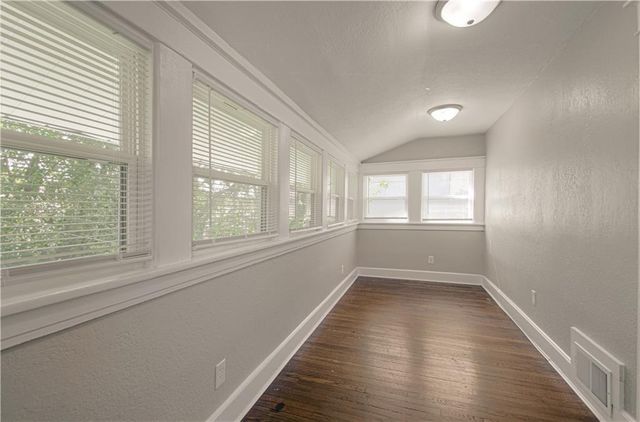 3411 Agnes Avenue, Kansas City, MO 64128