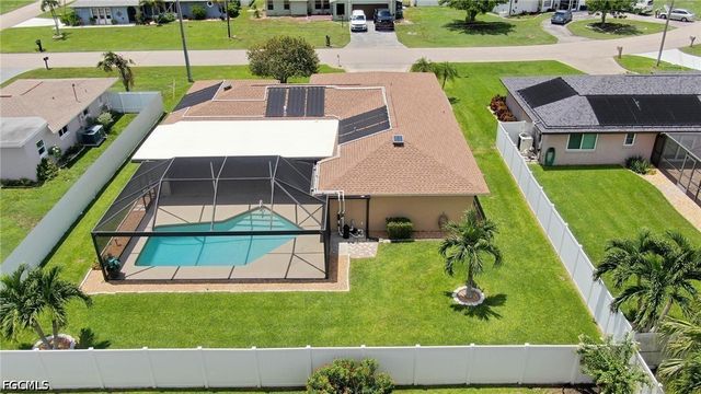3929 SE 10th AVE, Cape Coral, FL 33904