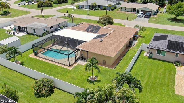 3929 SE 10th AVE, Cape Coral, FL 33904