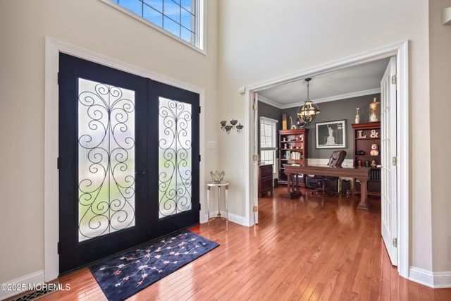 20 Courtney Court, Freehold, NJ 07728