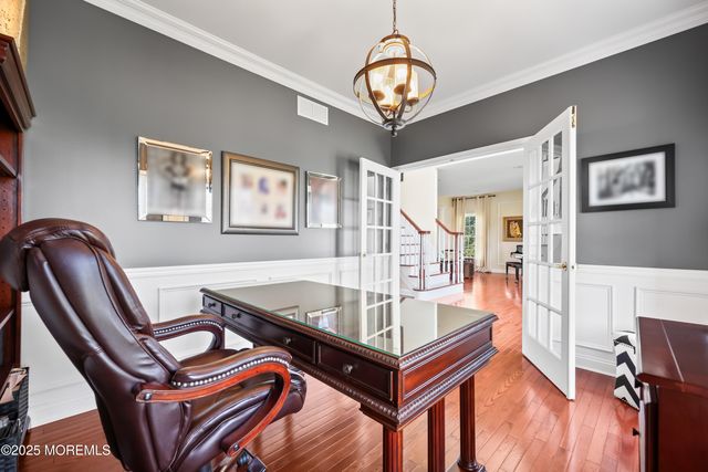 20 Courtney Court, Freehold, NJ 07728
