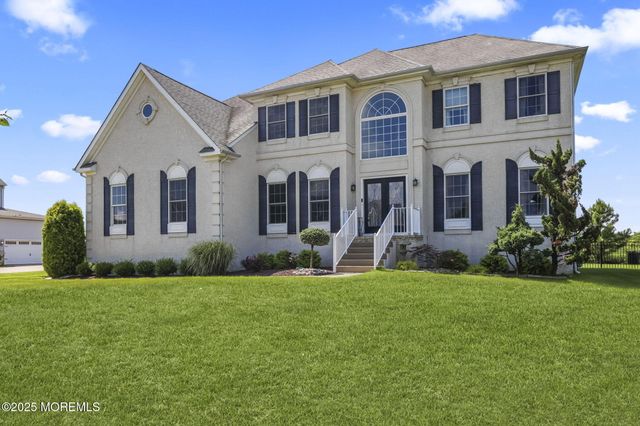 20 Courtney Court, Freehold, NJ 07728