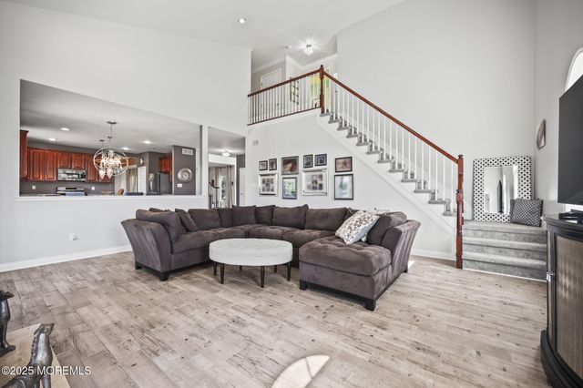 20 Courtney Court, Freehold, NJ 07728