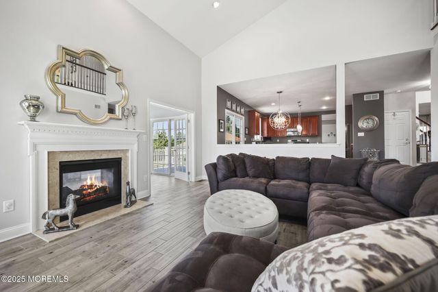 20 Courtney Court, Freehold, NJ 07728