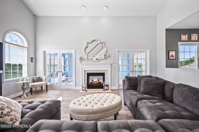 20 Courtney Court, Freehold, NJ 07728