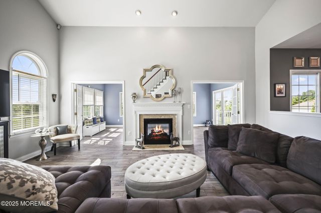 20 Courtney Court, Freehold, NJ 07728