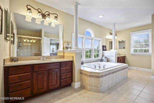 20 Courtney Court, Freehold, NJ 07728