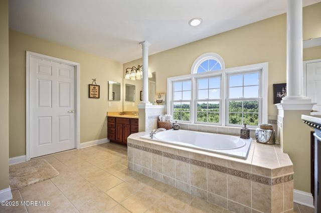 20 Courtney Court, Freehold, NJ 07728