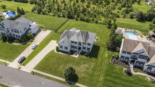 20 Courtney Court, Freehold, NJ 07728