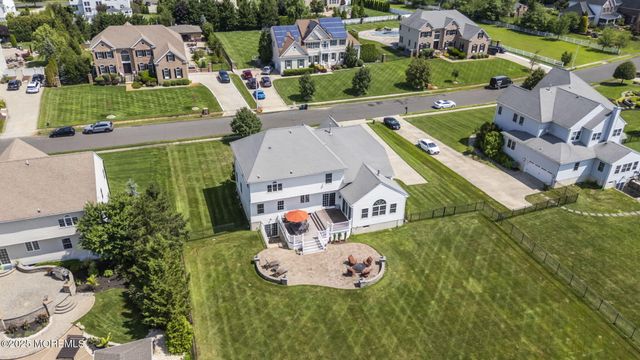 20 Courtney Court, Freehold, NJ 07728