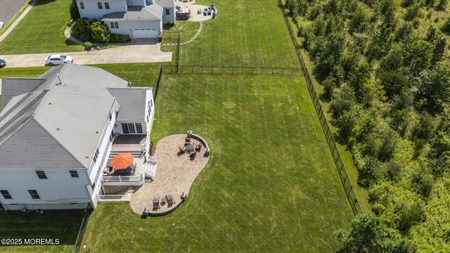 20 Courtney Court, Freehold, NJ 07728