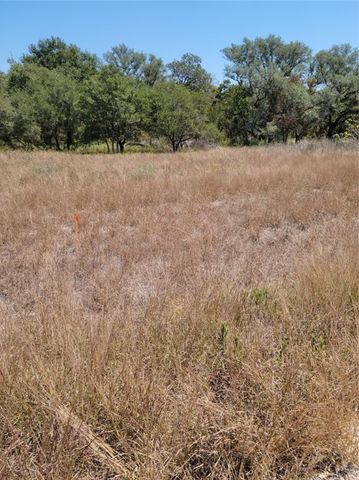 12 Post Oak Road, Inez, TX 77968