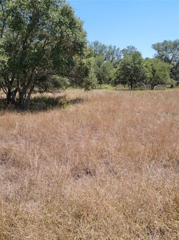 12 Post Oak Road, Inez, TX 77968