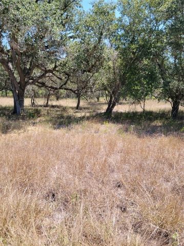 12 Post Oak Road, Inez, TX 77968