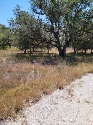 12 Post Oak Road, Inez, TX 77968