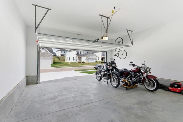 1219 Shady Pines Dr, Mount Juliet, TN 37122