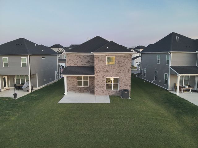 1219 Shady Pines Dr, Mount Juliet, TN 37122