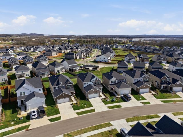 1219 Shady Pines Dr, Mount Juliet, TN 37122