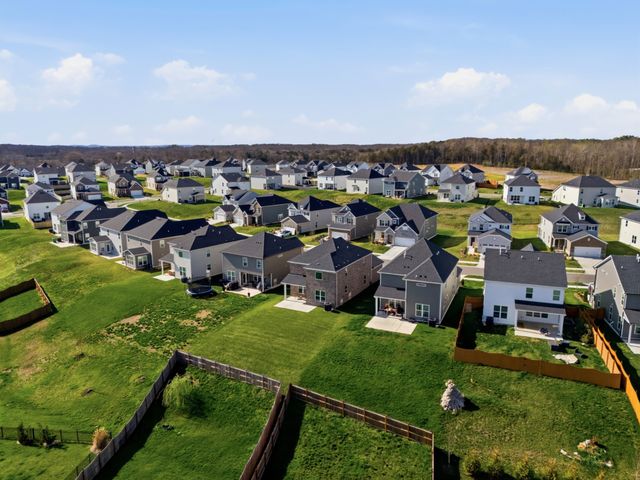 1219 Shady Pines Dr, Mount Juliet, TN 37122