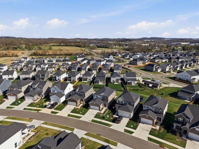 1219 Shady Pines Dr, Mount Juliet, TN 37122