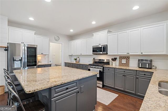 6263 Cedar Spring Lane, Hoschton, GA 30548