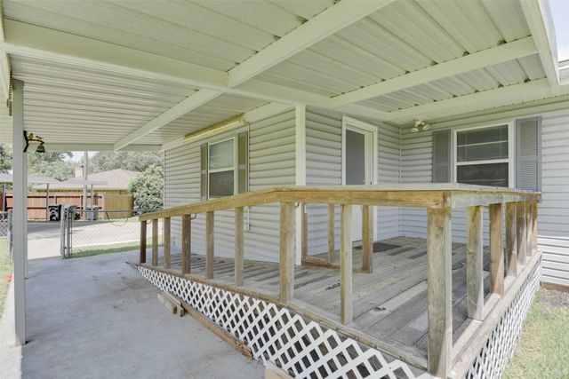 2408 Garden Lane, Arlington, TX 76015
