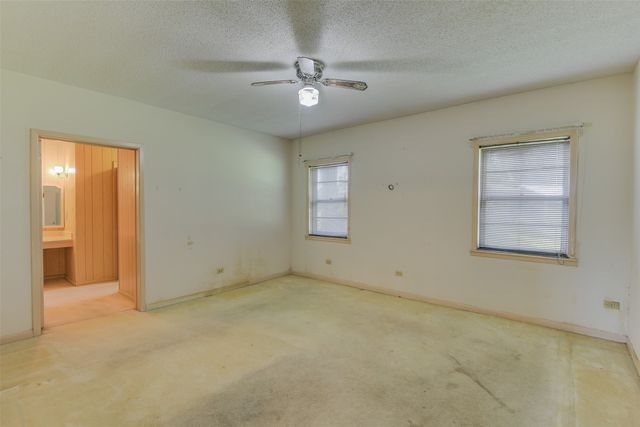 2408 Garden Lane, Arlington, TX 76015