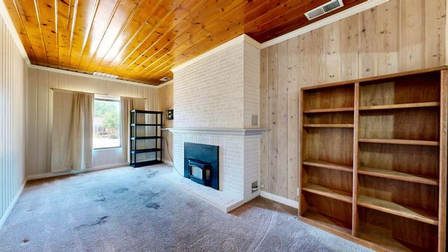 1902 Wisconsin Street NE, Albuquerque, NM 87110