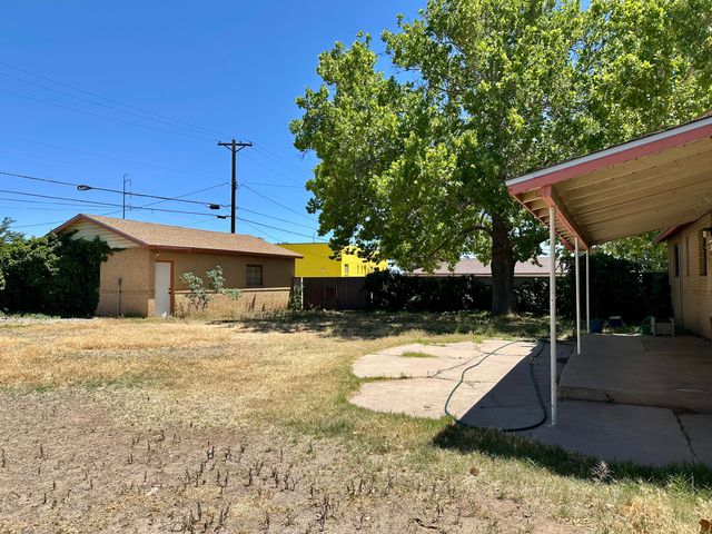 1902 Wisconsin Street NE, Albuquerque, NM 87110