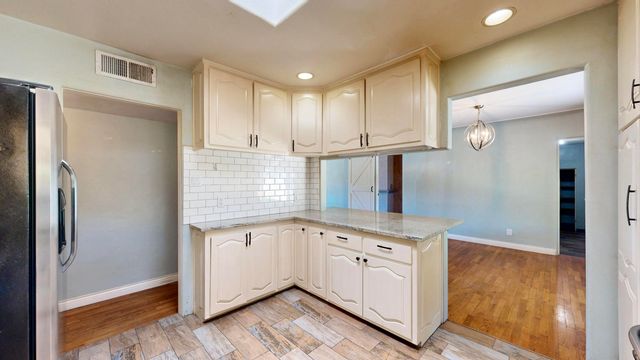 1902 Wisconsin Street NE, Albuquerque, NM 87110