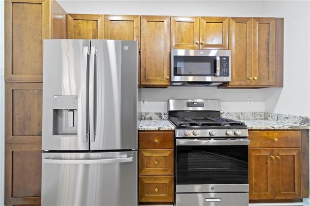1554 Clydesdale Court, Suwanee, GA 30024