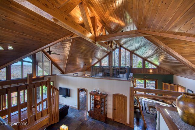 1129 Grandview Way, Jamestown, TN 38556