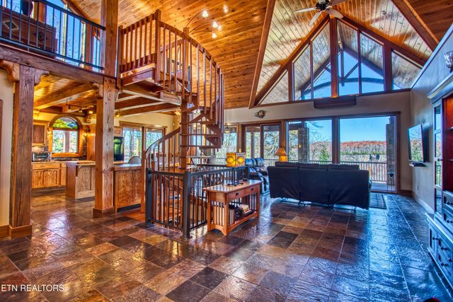 1129 Grandview Way, Jamestown, TN 38556