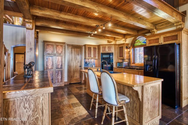 1129 Grandview Way, Jamestown, TN 38556