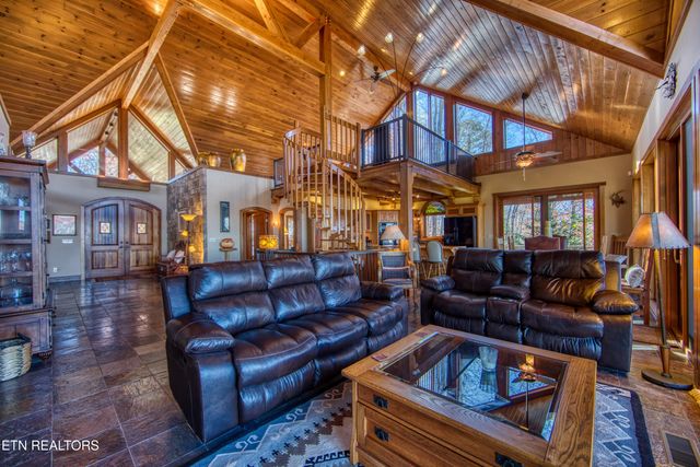 1129 Grandview Way, Jamestown, TN 38556