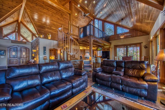 1129 Grandview Way, Jamestown, TN 38556