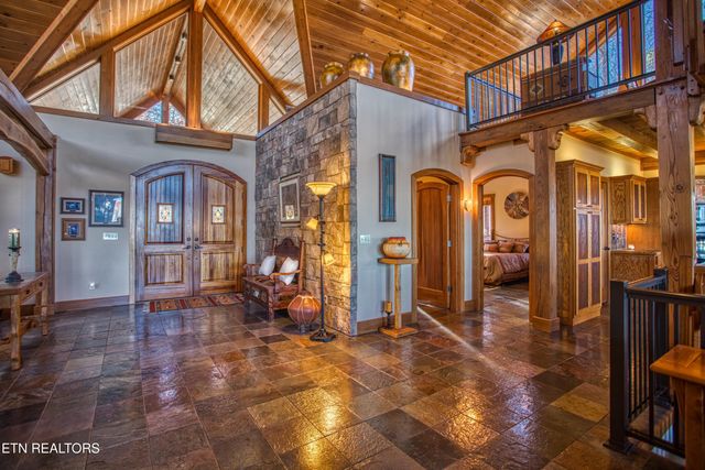 1129 Grandview Way, Jamestown, TN 38556