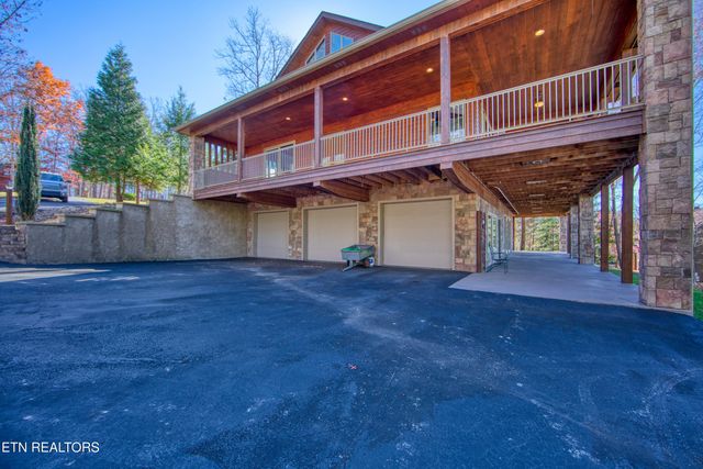 1129 Grandview Way, Jamestown, TN 38556