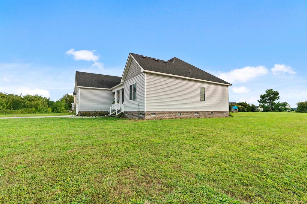 Image 3 of property listing at 121 Lady Frances Way Lot 58, Elizabeth City, NC 27909