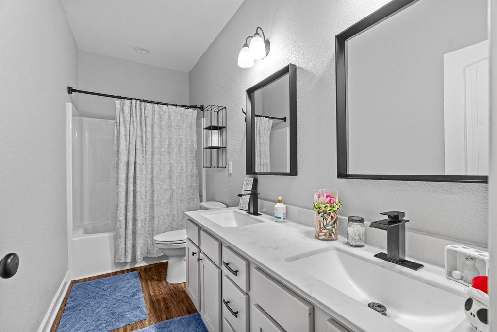 Image 37 of property listing at 121 Lady Frances Way Lot 58, Elizabeth City, NC 27909