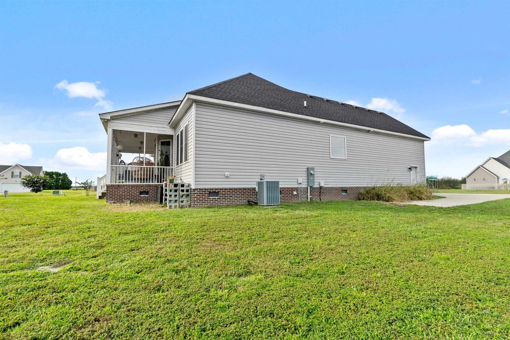 Image 10 of property listing at 121 Lady Frances Way Lot 58, Elizabeth City, NC 27909