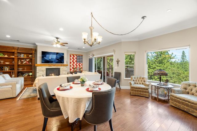 6225 Green Ridge Dr, Foresthill, CA 95631