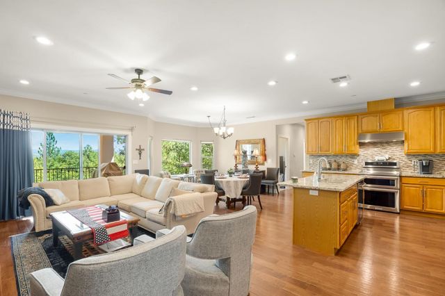 6225 Green Ridge Dr, Foresthill, CA 95631