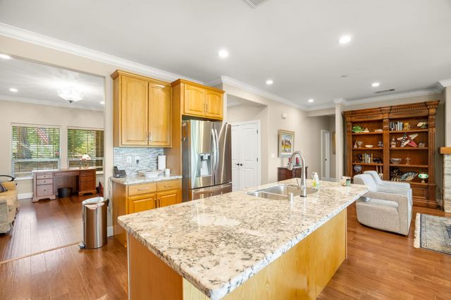 6225 Green Ridge Dr, Foresthill, CA 95631