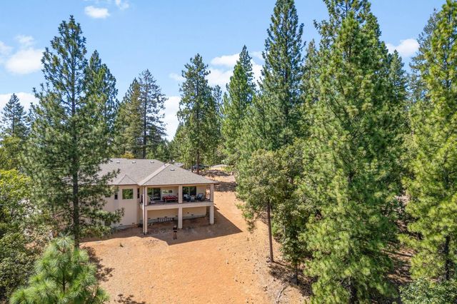 6225 Green Ridge Dr, Foresthill, CA 95631