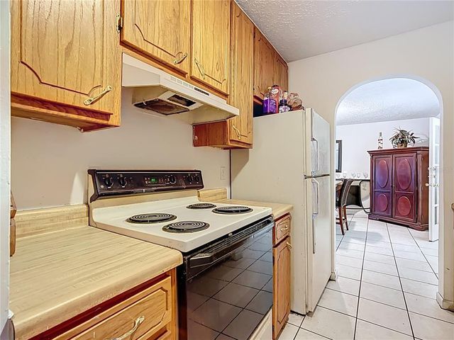 668 WOOD AVENUE, Frostproof, FL 33843